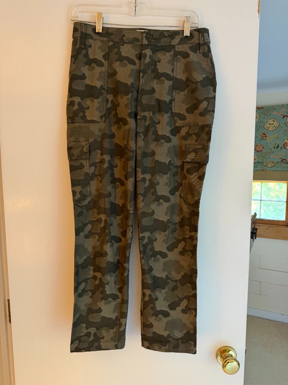 J.Crew: Camouflage Cargo Pants: Size 27